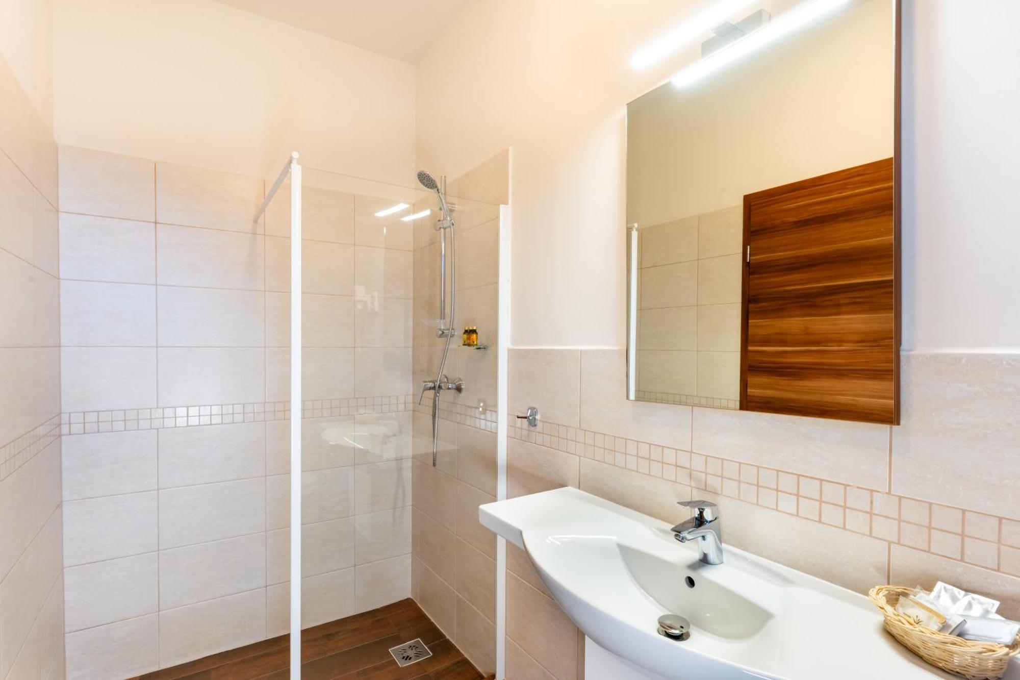 B&B Lajta Park Mosonmagyarovar Ngoại thất bức ảnh